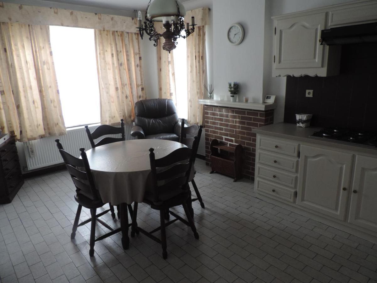 Vakantiehuisje Vds Tongeren Esterno foto