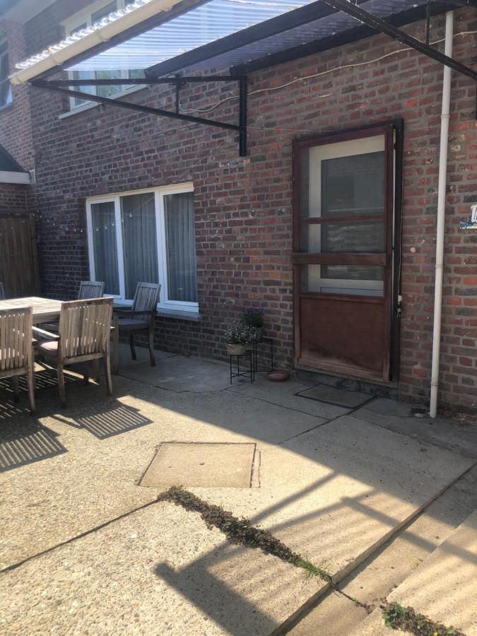 Vakantiehuisje Vds Tongeren Esterno foto